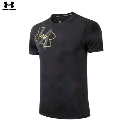   Under Armour T-shi