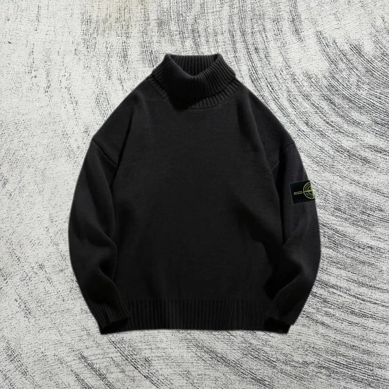 Stone Island Down Jacket and Sweater Collection [1 style]