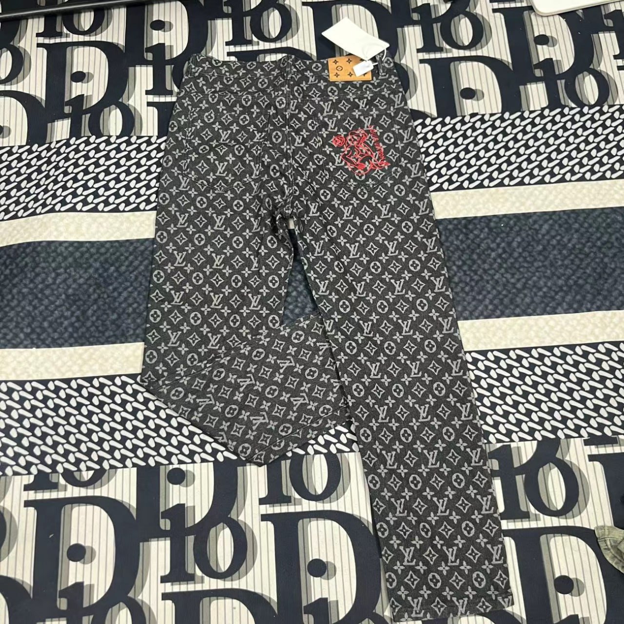  Louis Vuitton Monogram Denim Jeans