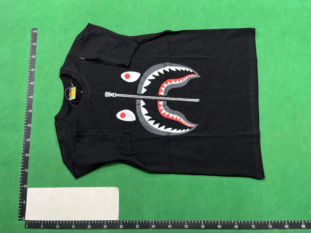 Bape T-shirt  (40 CP)