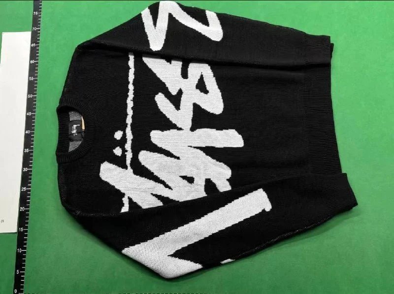 Stussy sweater 