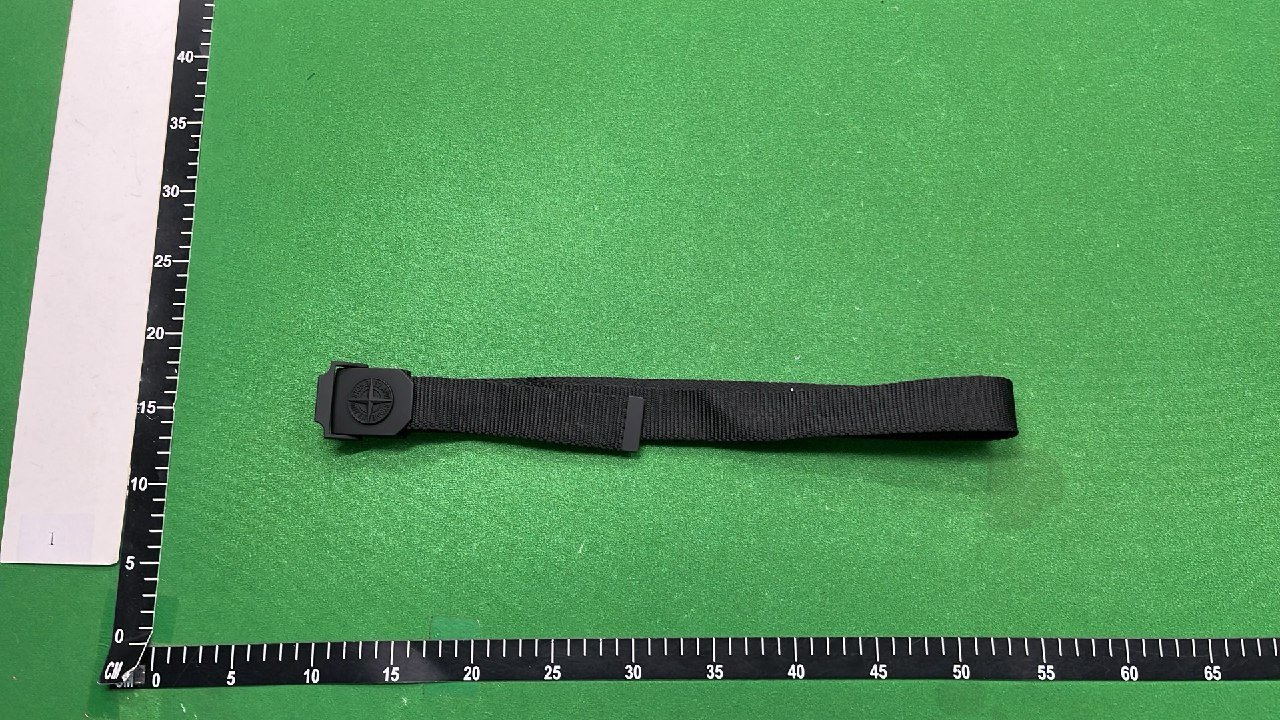 Stone Island Black Watch with Canvas 