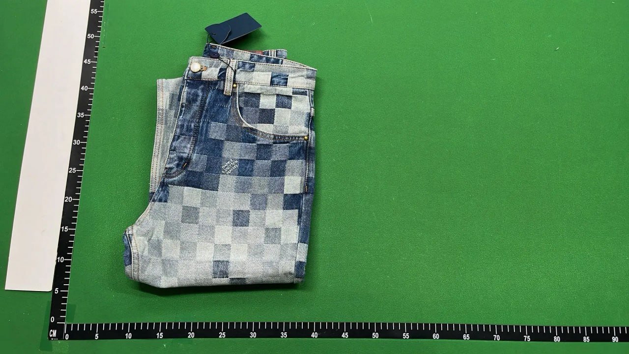 Louis Vuitton Jeans 