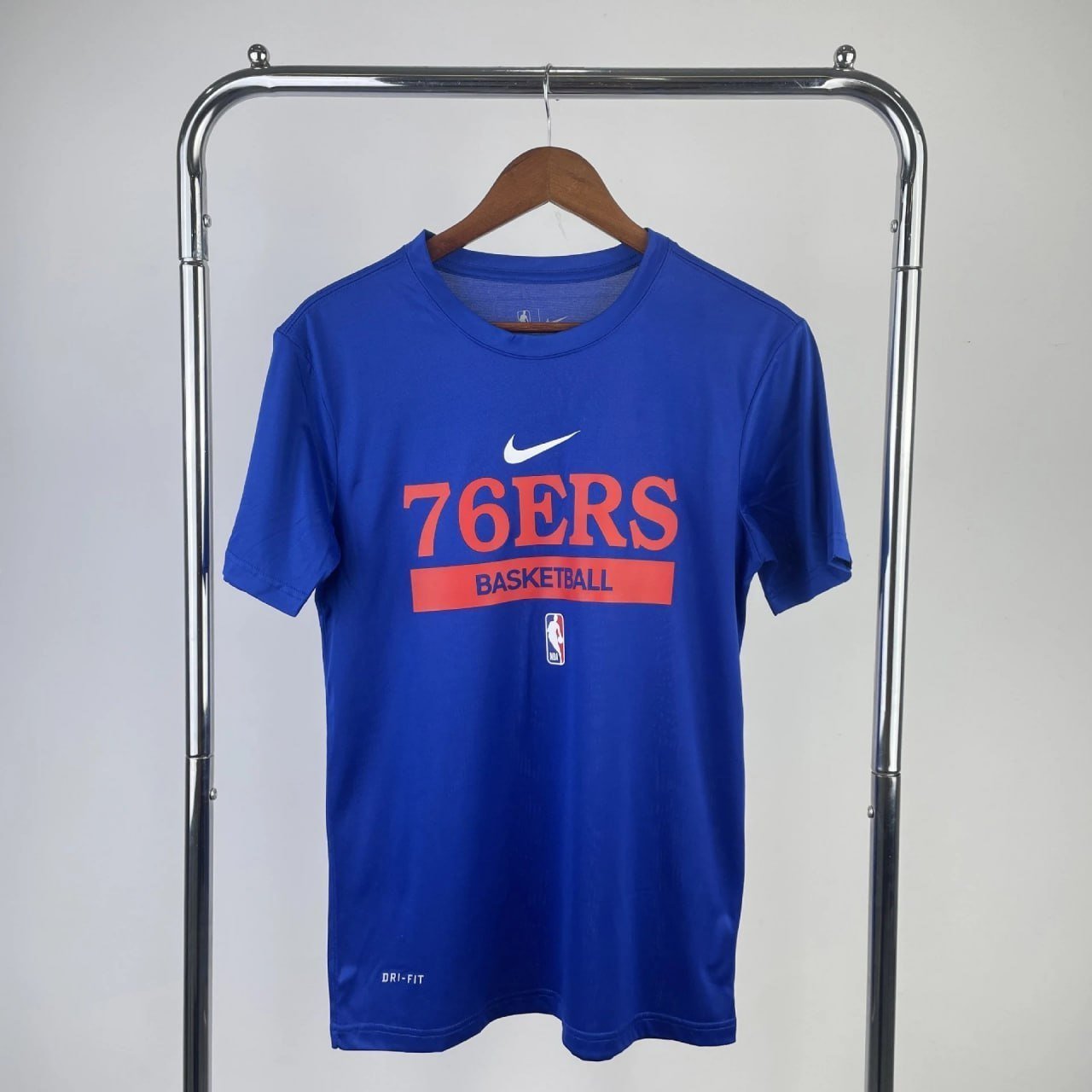 NIKE basketball NBA TEE