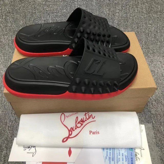 Christian Louboutin CL slipper