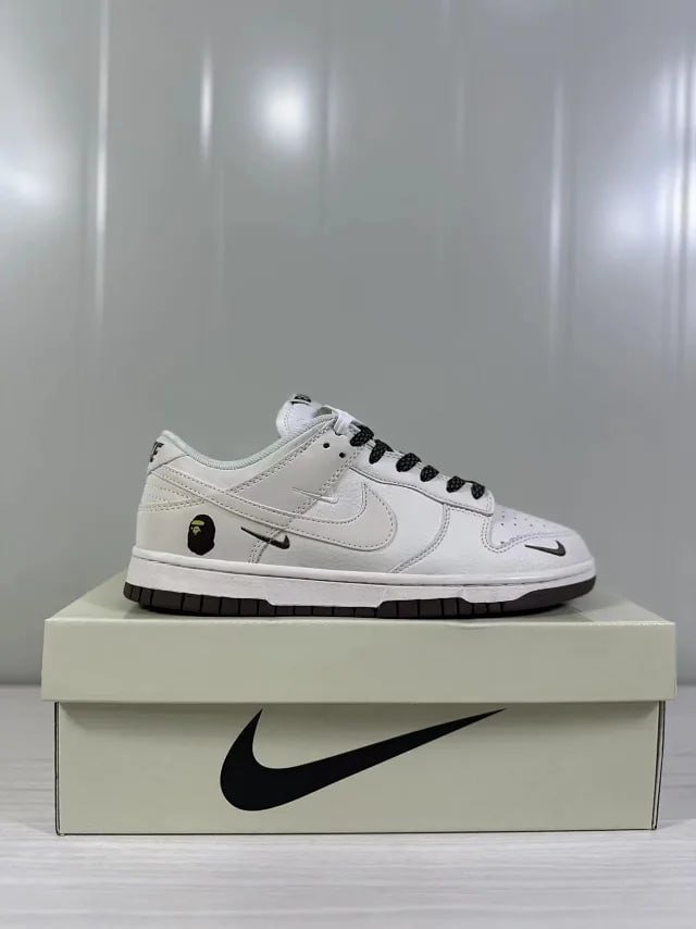 NIKE DUUNK the north face supreme bape Louis LV carhartt gucci 2026 dior 