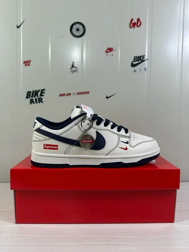 NIKE DUUNK the north face supreme bape Louis LV carhartt gucci 2026 dior 