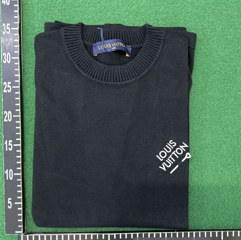 LV tee (Joya)