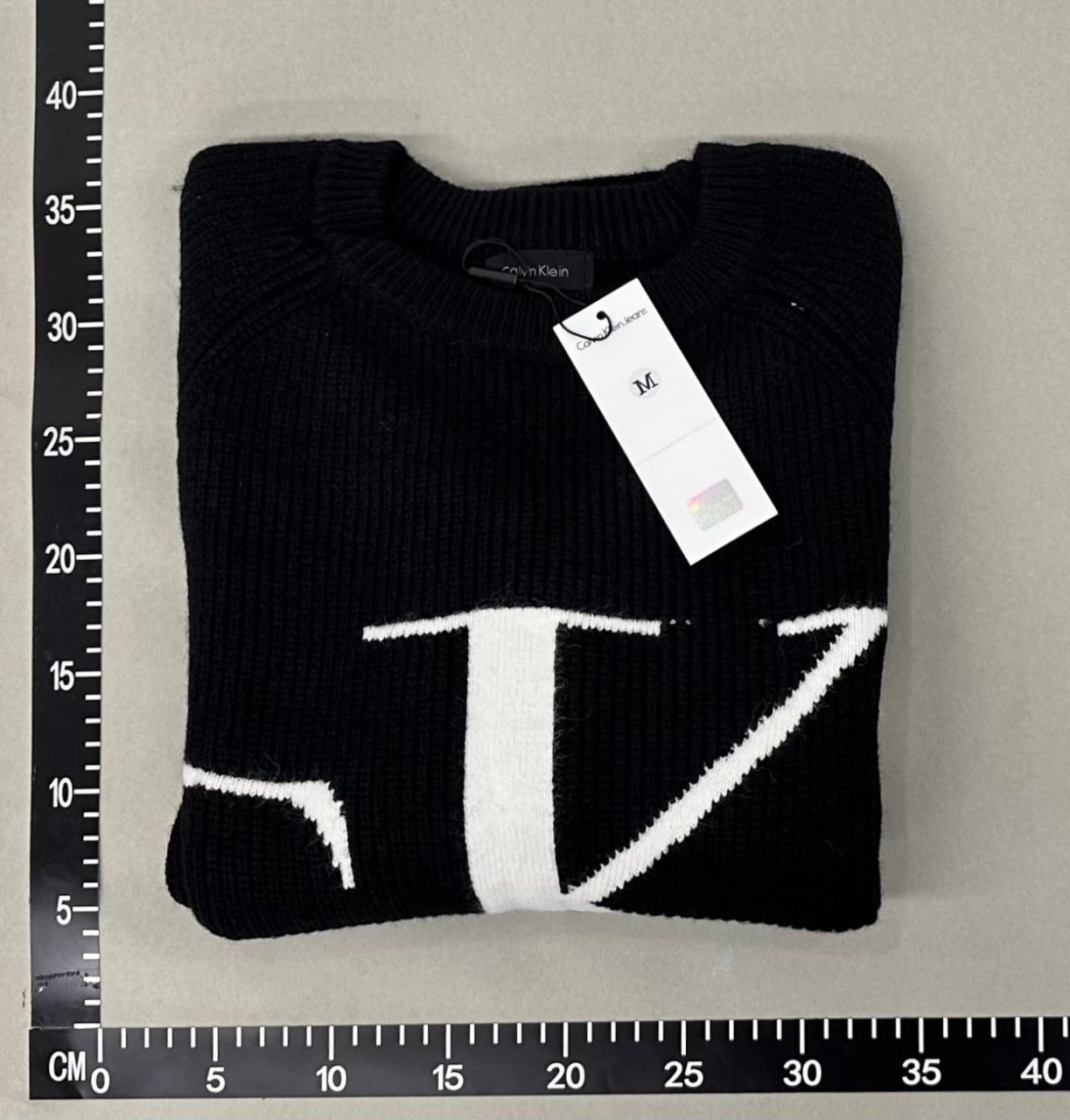 Calvin Klein Sweater