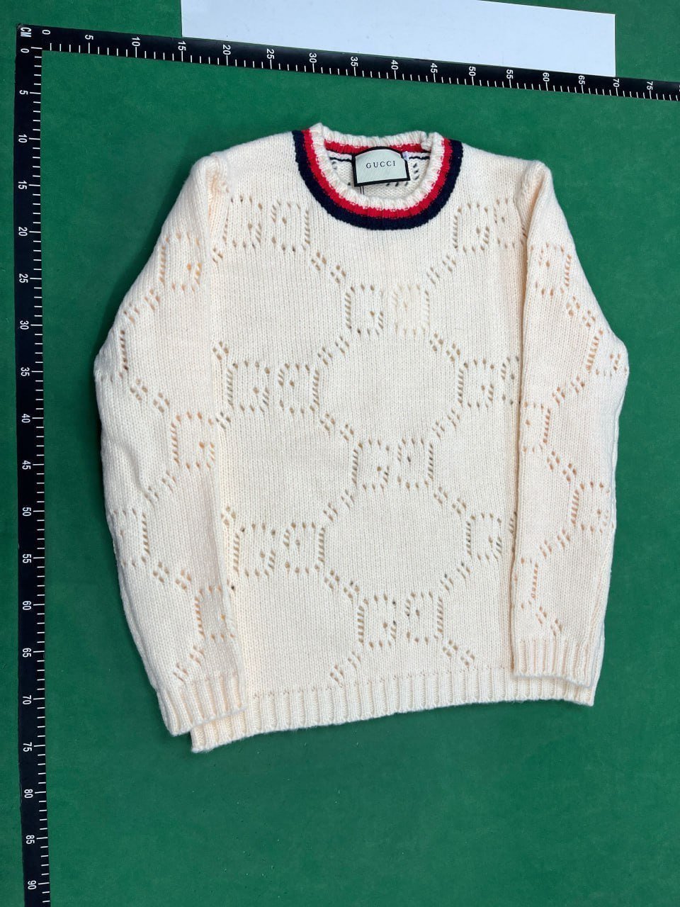 :LV/Gucci cardigan sweater/vest/down jacket