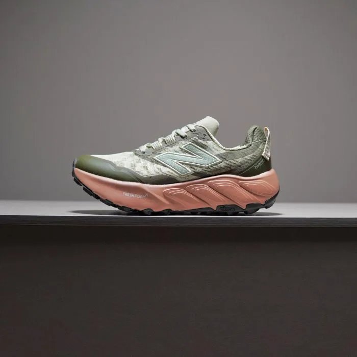 new balance hierro V9 shoes