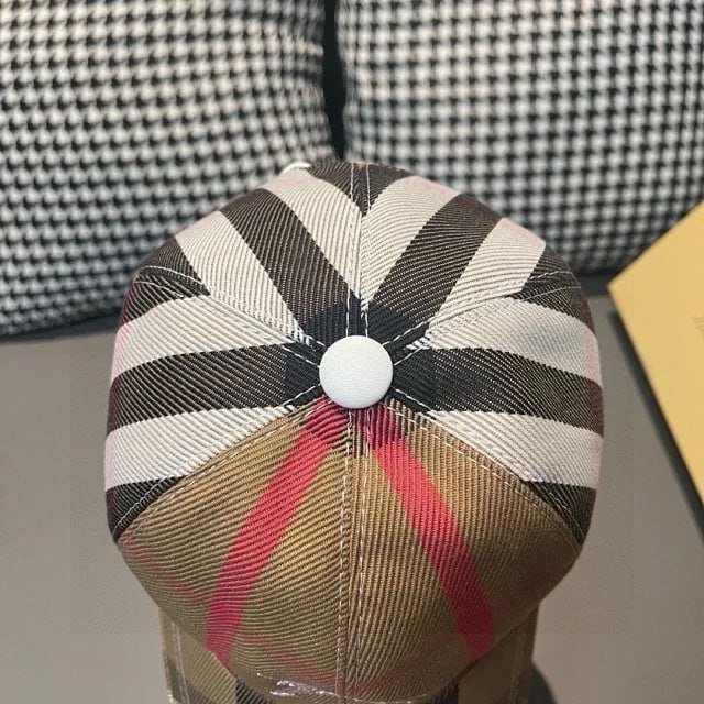 Burberry cap