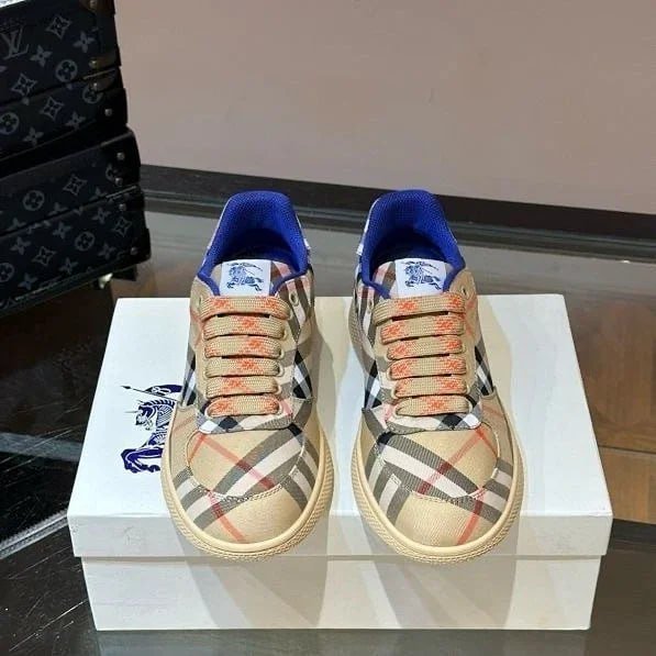 Burberry shoes