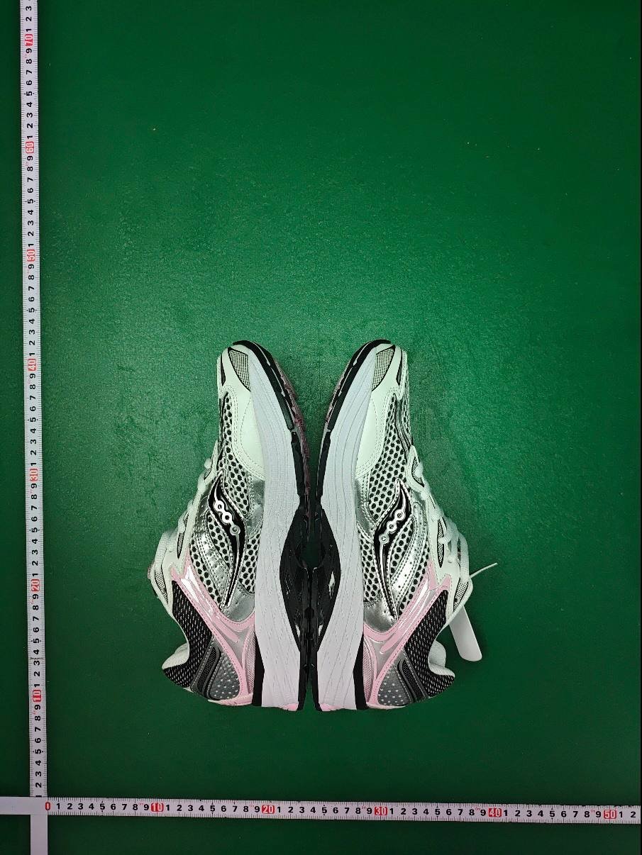 Saucony shoes