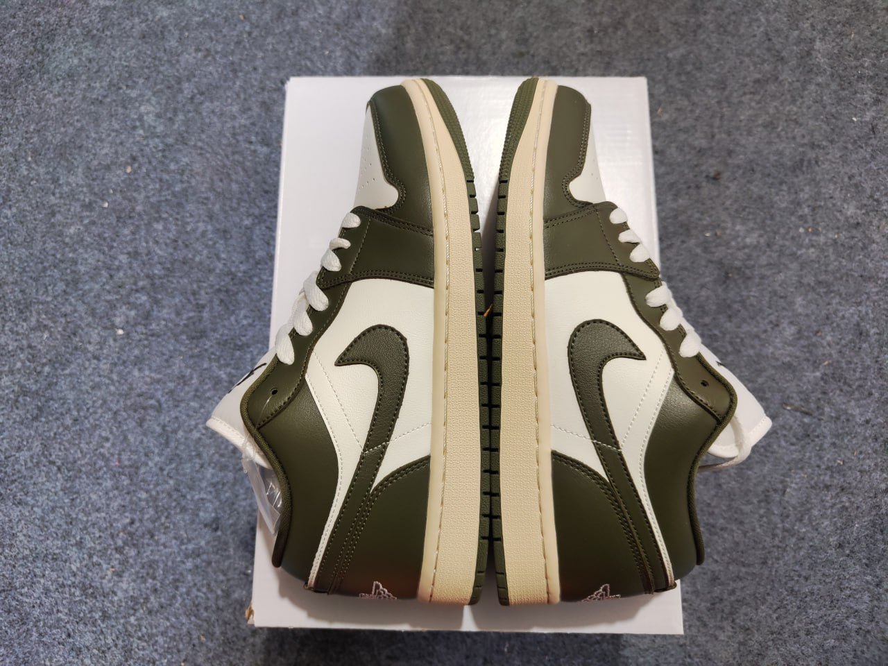 W-AJ1 New Low② 