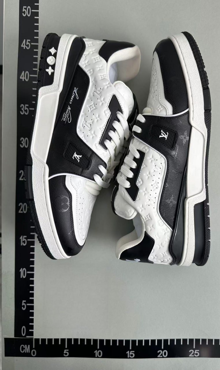 LV Sneakers