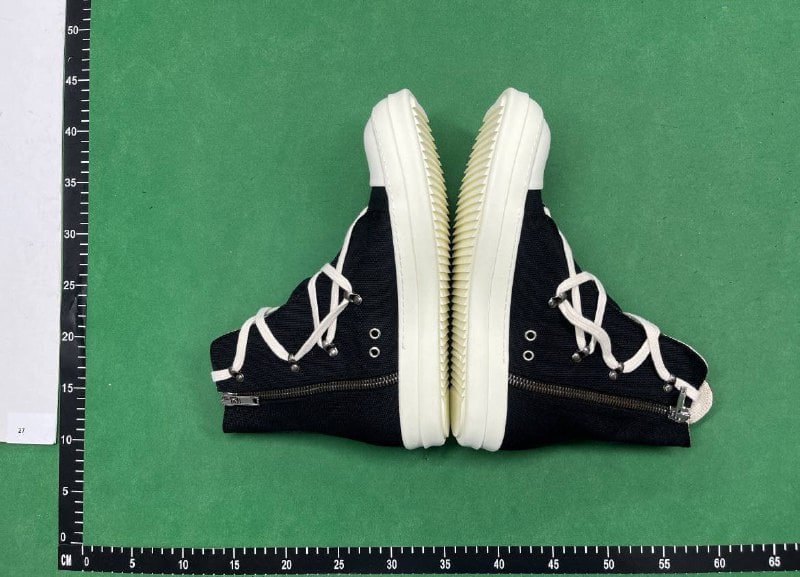 Rick on shoes (40 CP)