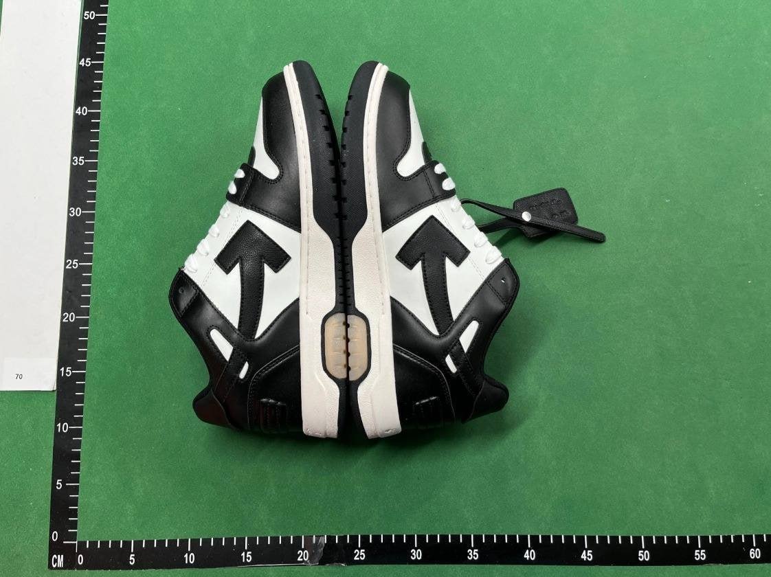 Off white shoes (40 CP)