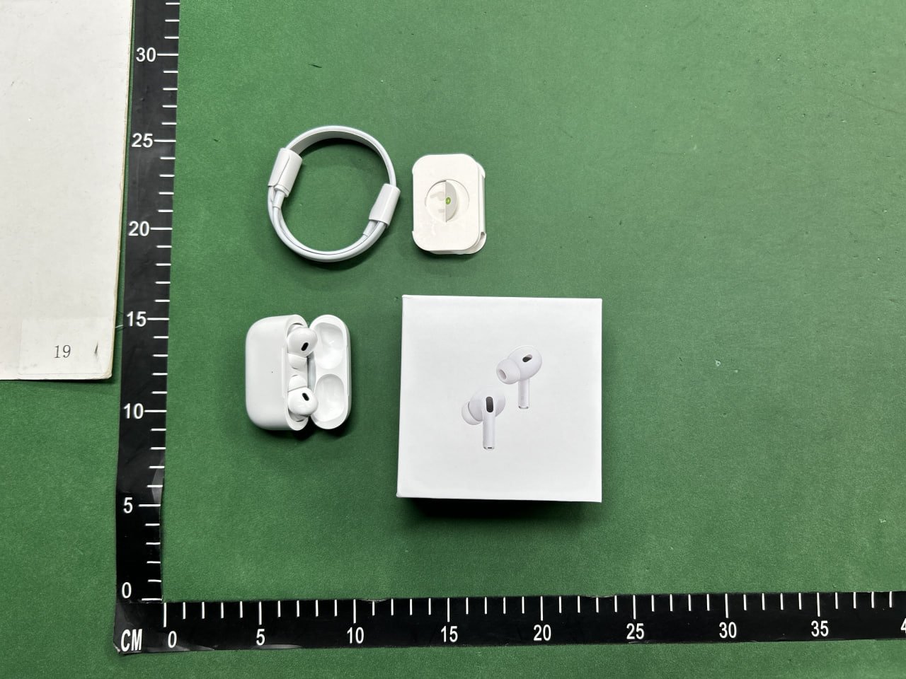 Apple AirPods / Watches (39 styles TOP)