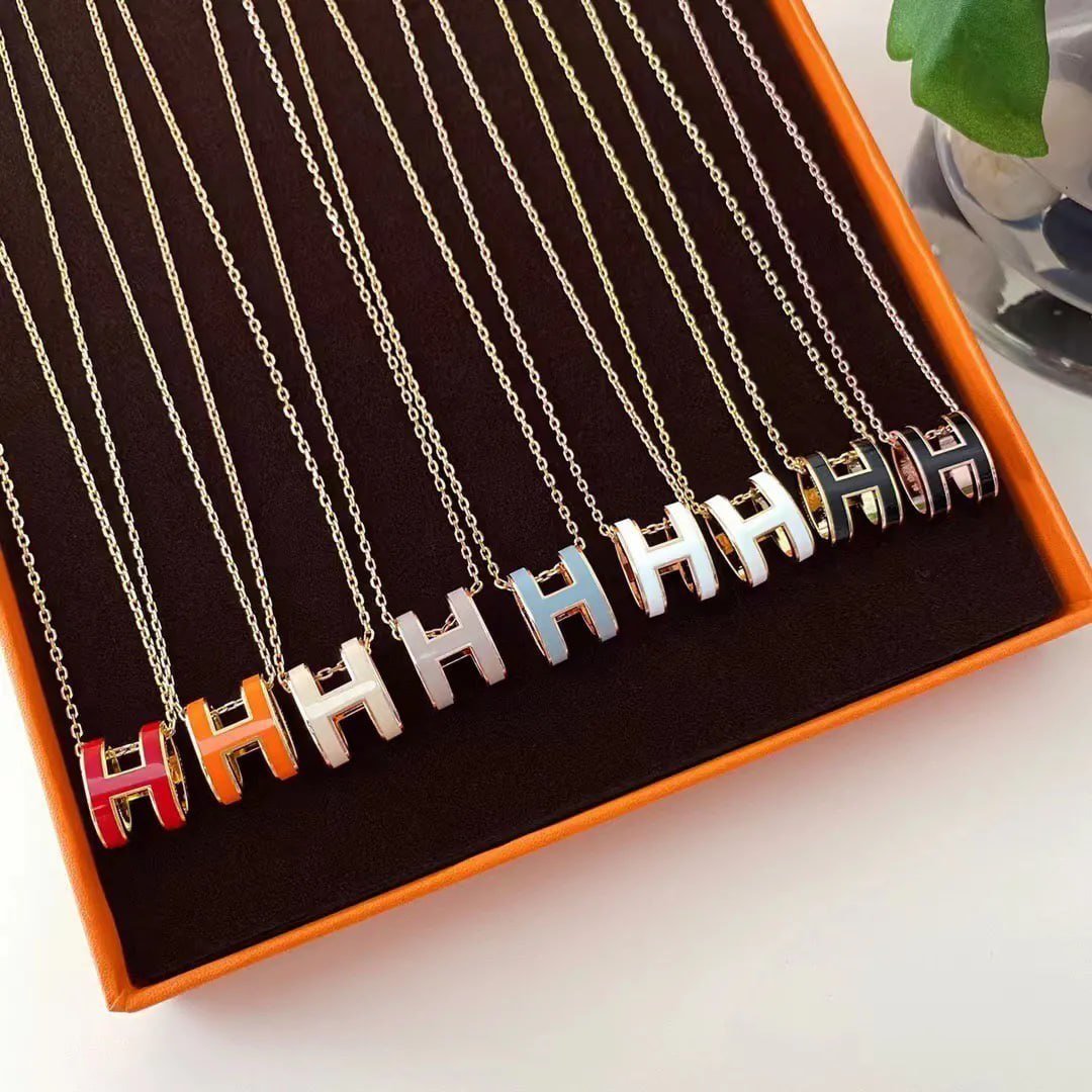  Hermès necklace