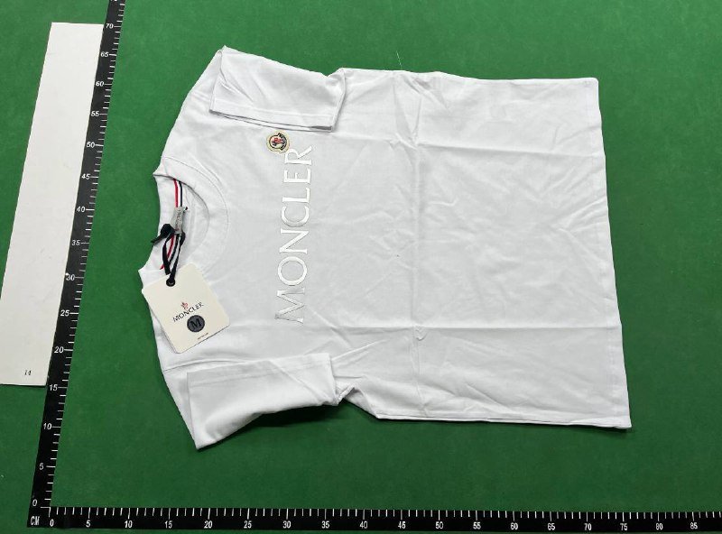 Moncler T-shirt