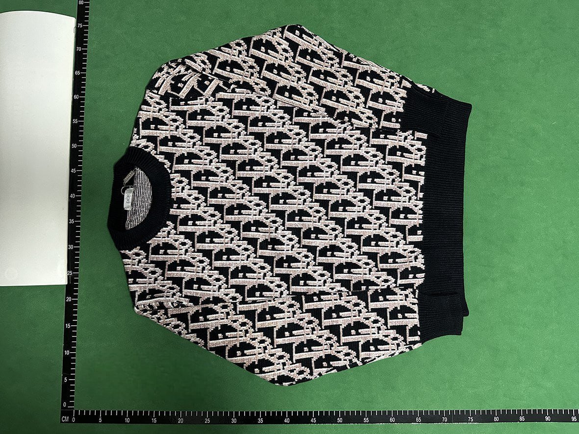 Dior sweater 