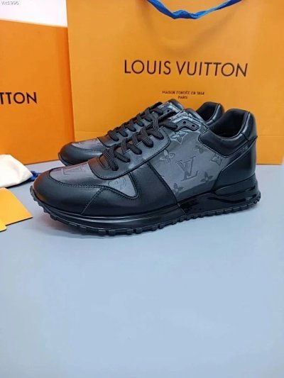 LOUIS VUITTON Run Away 