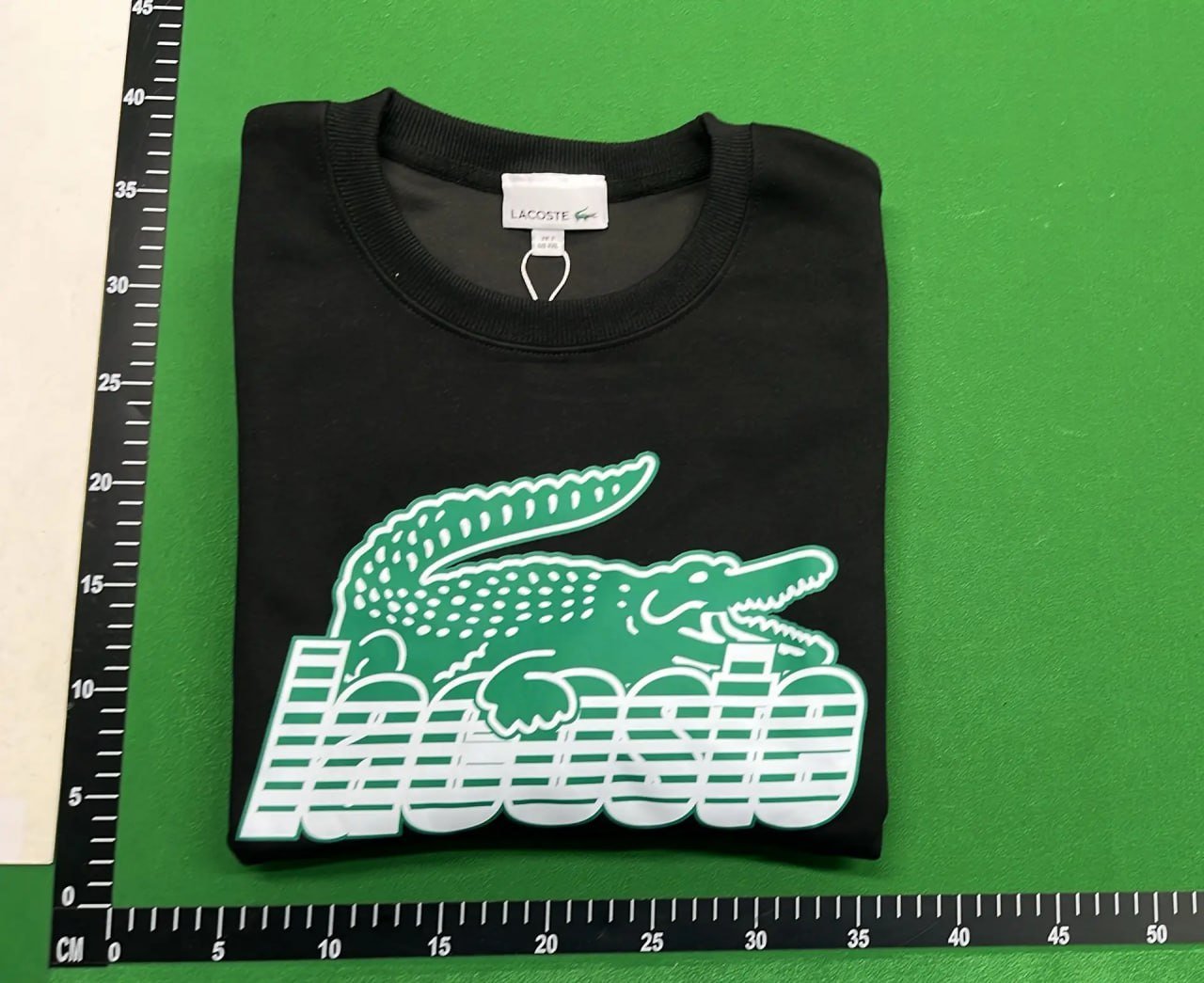  Lacoste Sweater 
