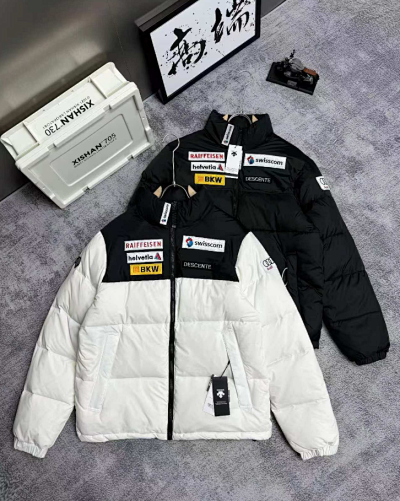Descente Ski Jacket 
