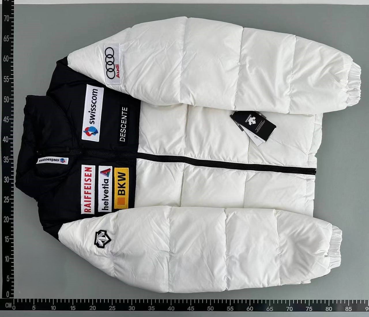 Descente Ski Jacket 