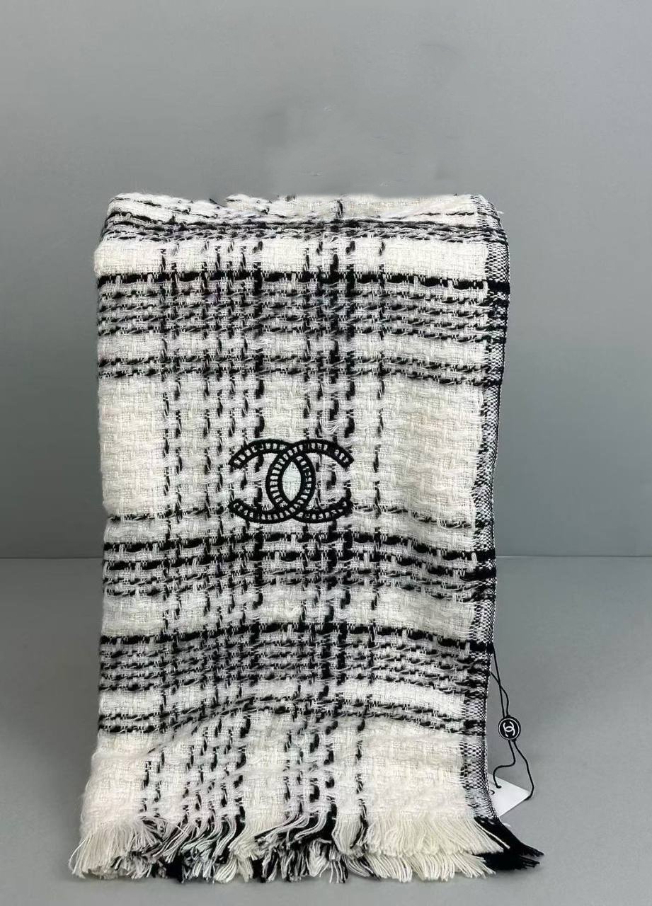 CHANEL Scarf 