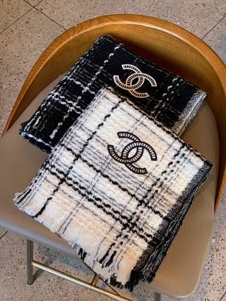 CHANEL Scarf 
