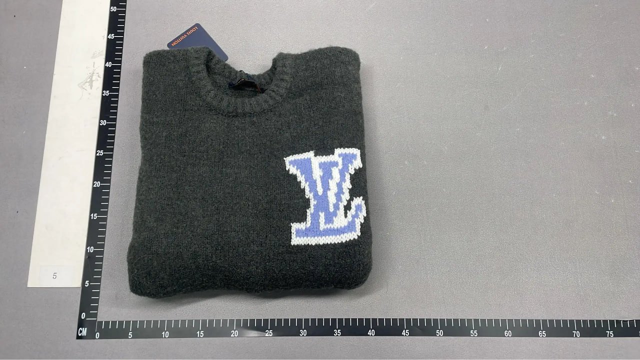 Louis Vuitton Sweater 
