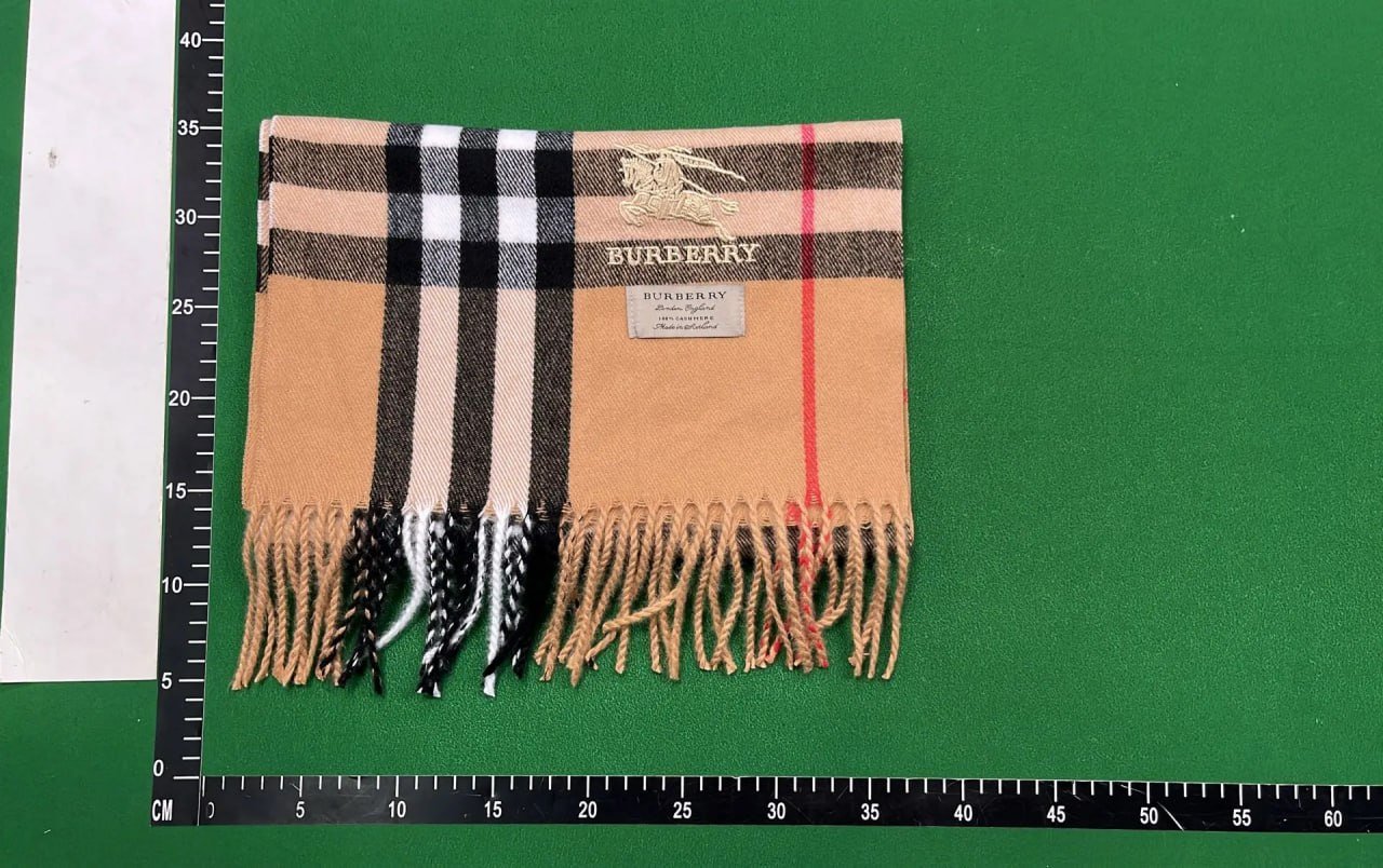 Burberry Scarf 