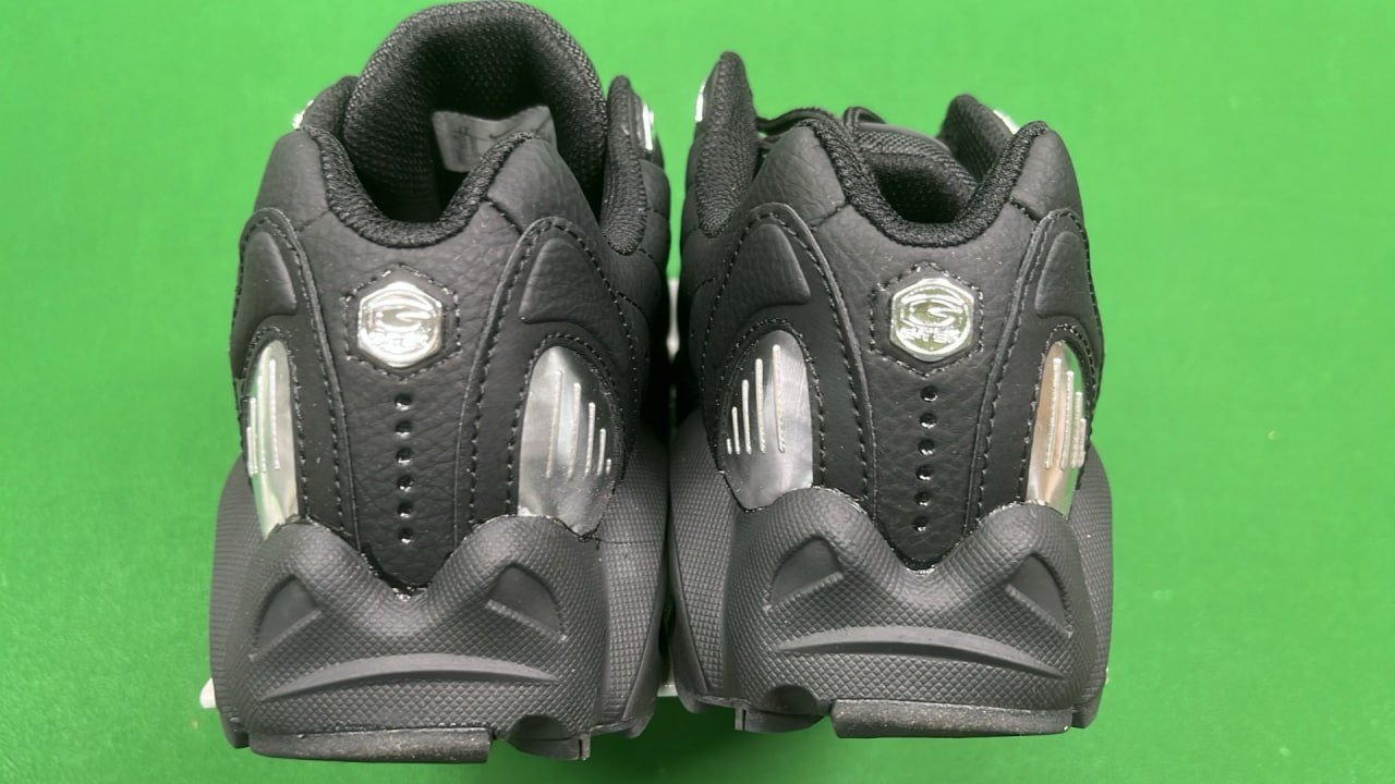 Reebok Classic Sneakers 