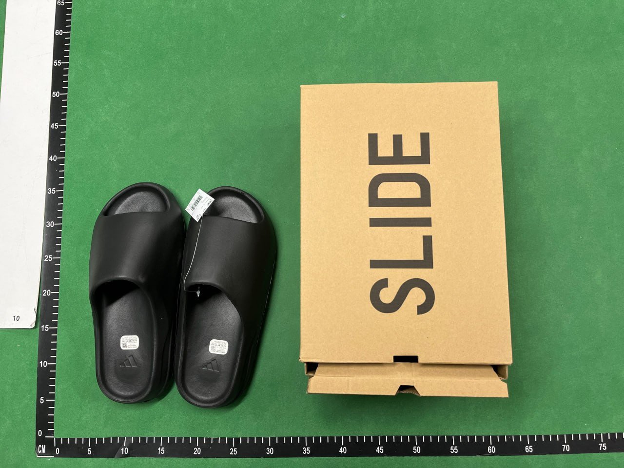 Adidas Yeezy Slide