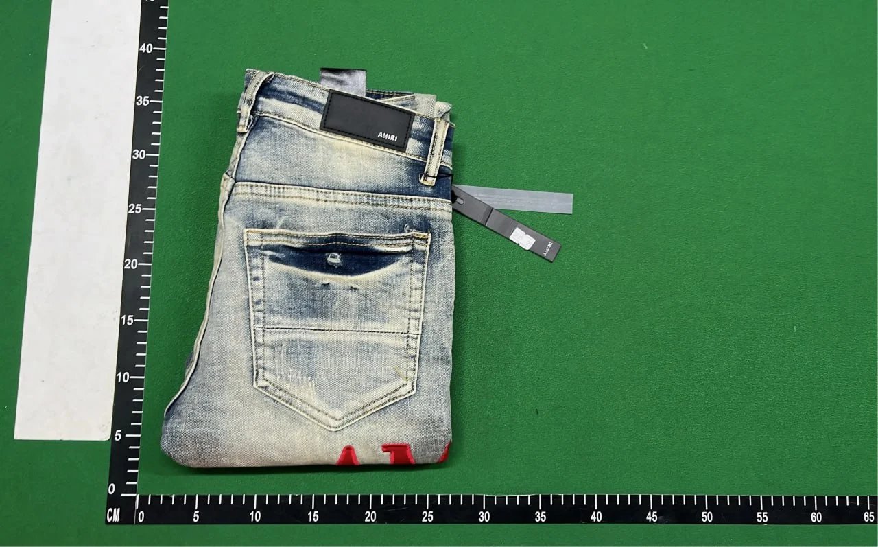 Amiri Jeans 