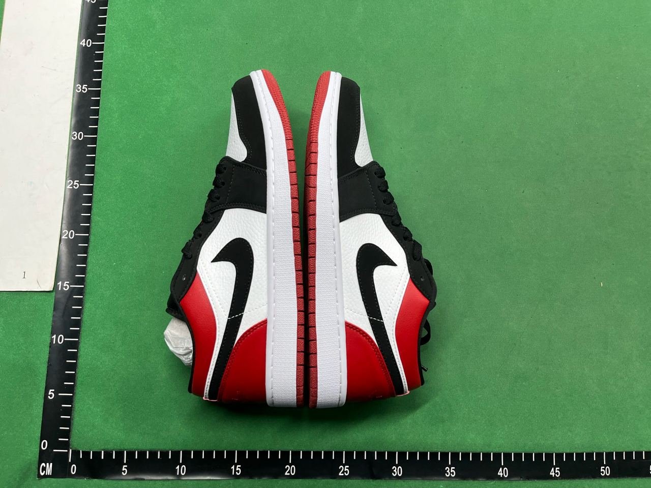 XC Jordan 1 Low