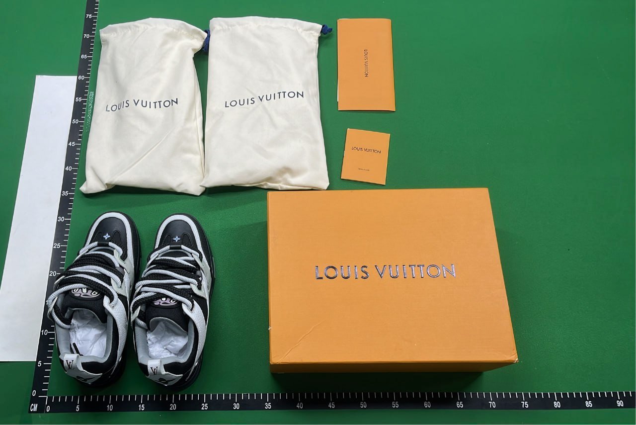LV shoes