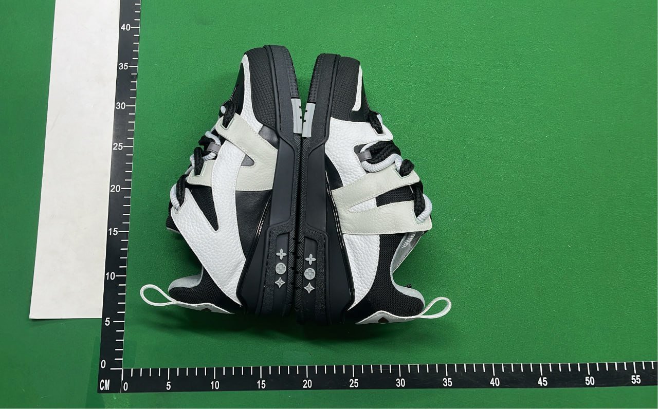 LV shoes
