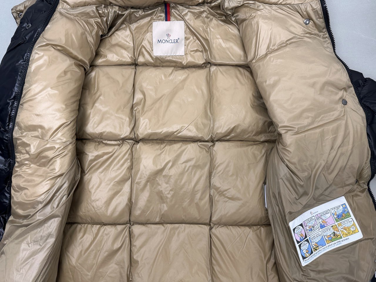 Moncler Parana Down Jacket 