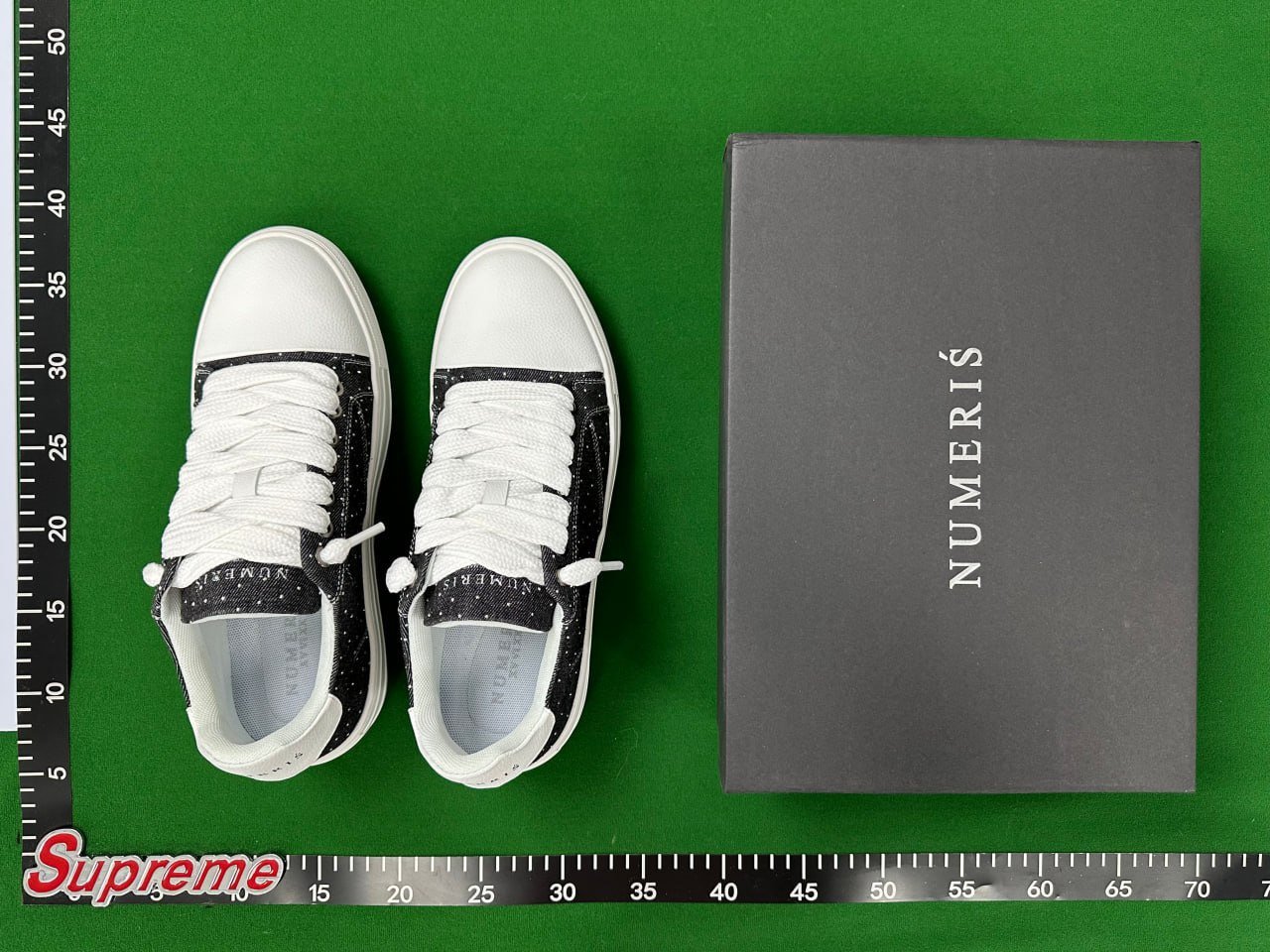 Numeris shoes