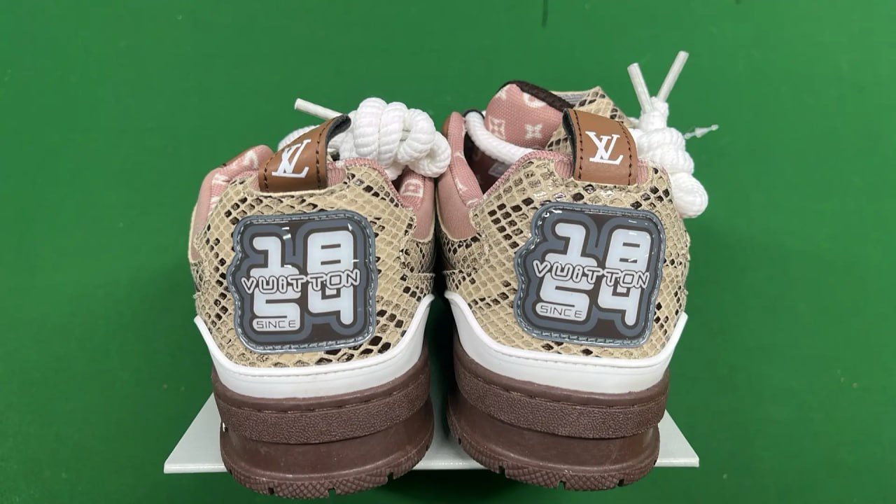 Lv Sneakers  