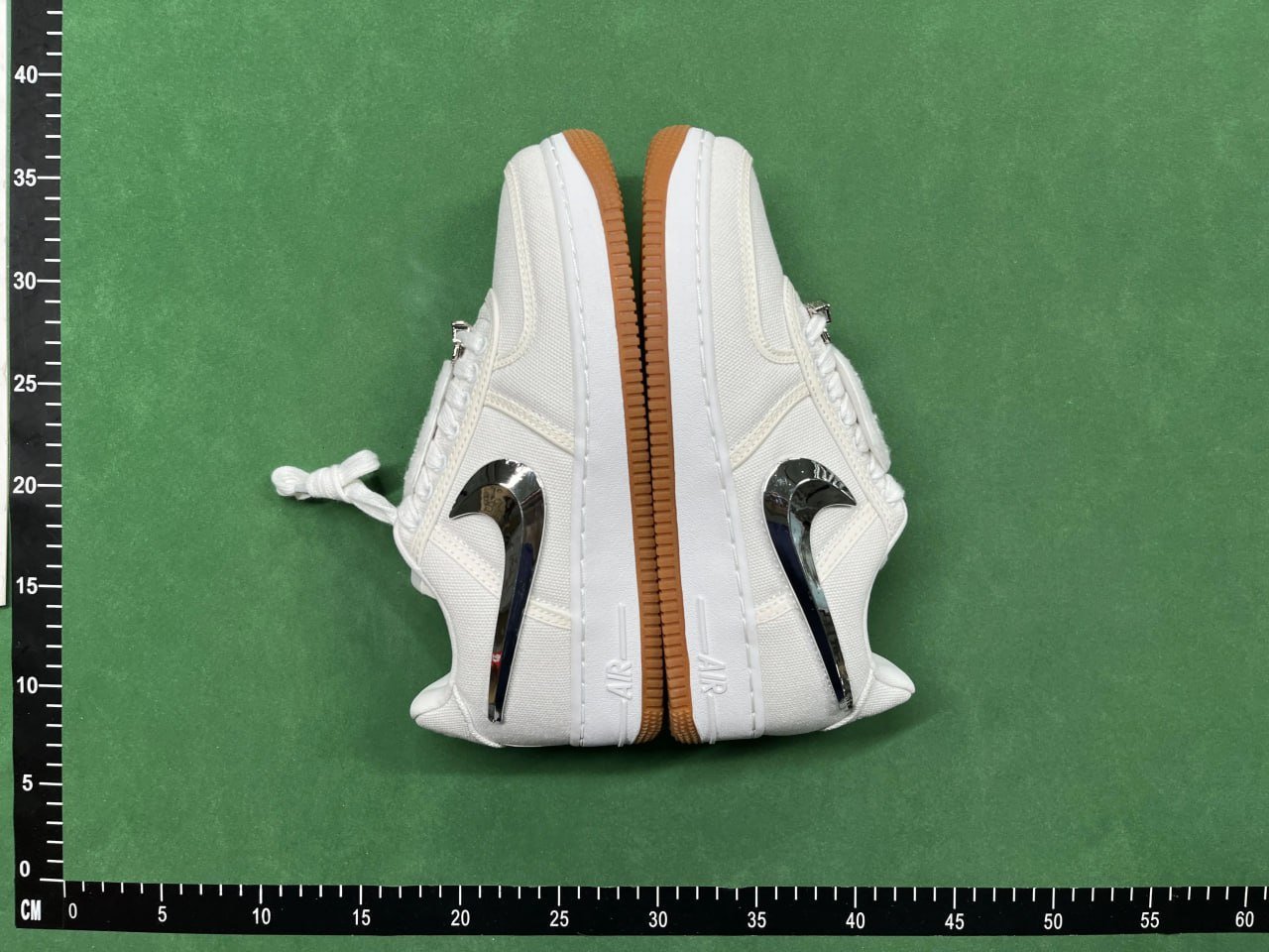 Air Force 1 x Travis scott 