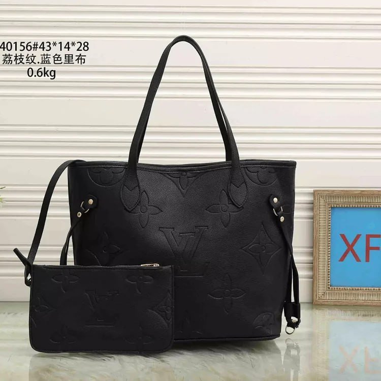 Louis Vuitton Neverfull Tote Bag with Pouch