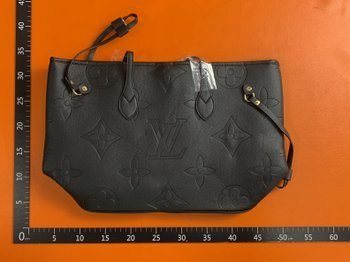 Louis Vuitton Neverfull Tote Bag with Pouch