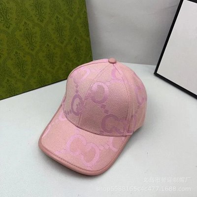  Gucci caps
