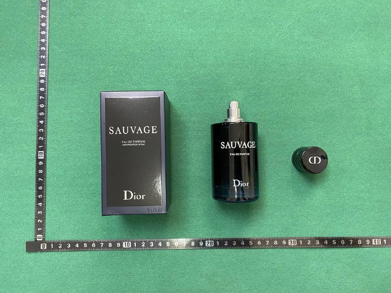 Chanel Gucci perfume