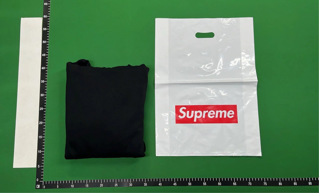Supreme Hoodie 