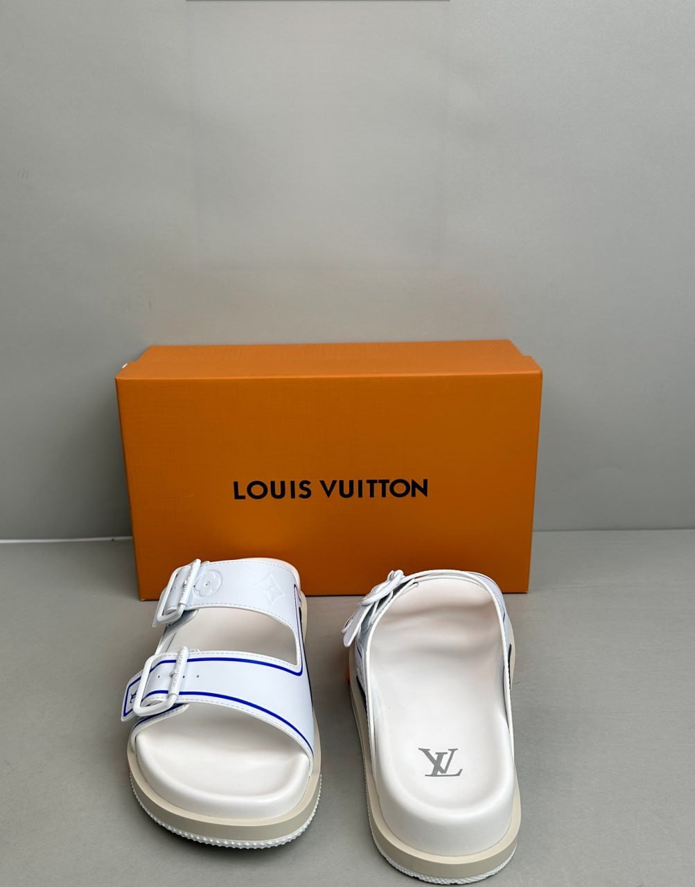 Chanclas Louis Vuitton（